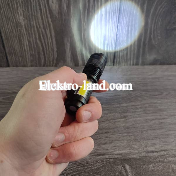 Фонарик ручной аккумуляторный с USB зарядкой BL-525 XPE COP-880000W + светодиодная панель, ЗУМ 